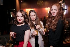 8JvxCKY1w_M